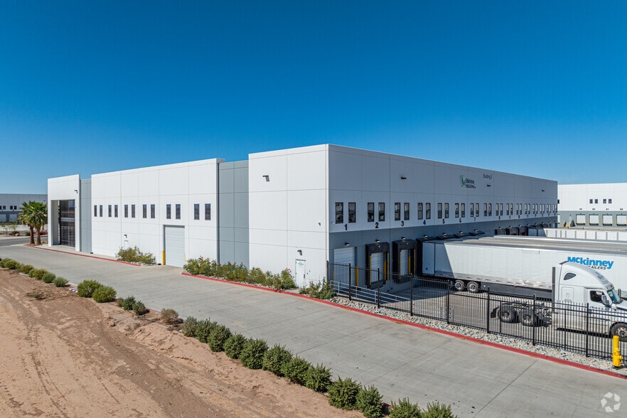 More Photos Of 1749 Gateway Rd, Calexico Unknown For Lease