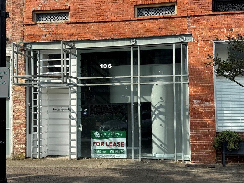 More Photos Of 136 Person St, Fayetteville Storefront Retail Office For Lease
