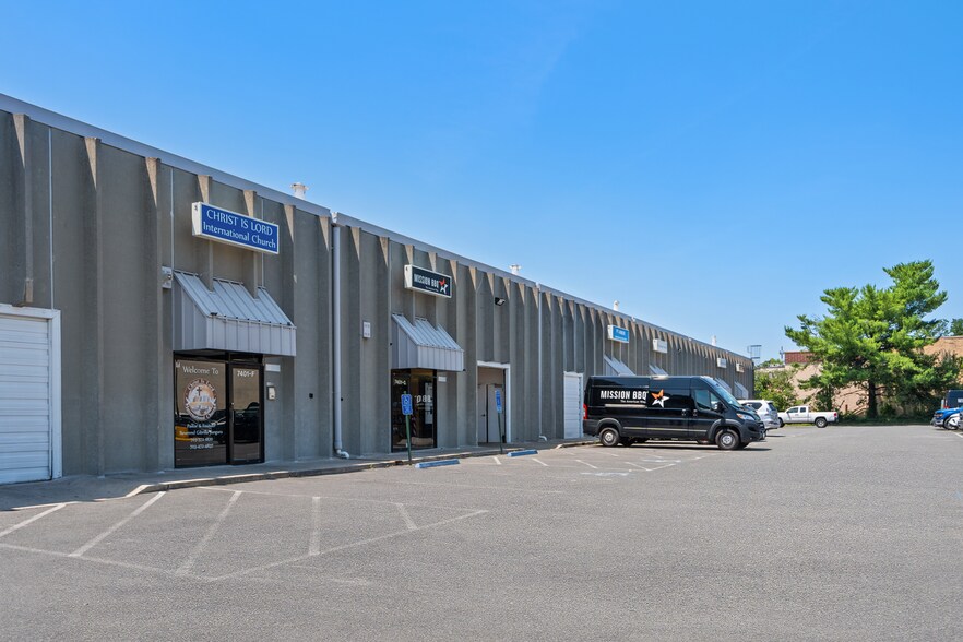 More Photos Of 7401 Fullerton Rd, Springfield Unknown For Lease