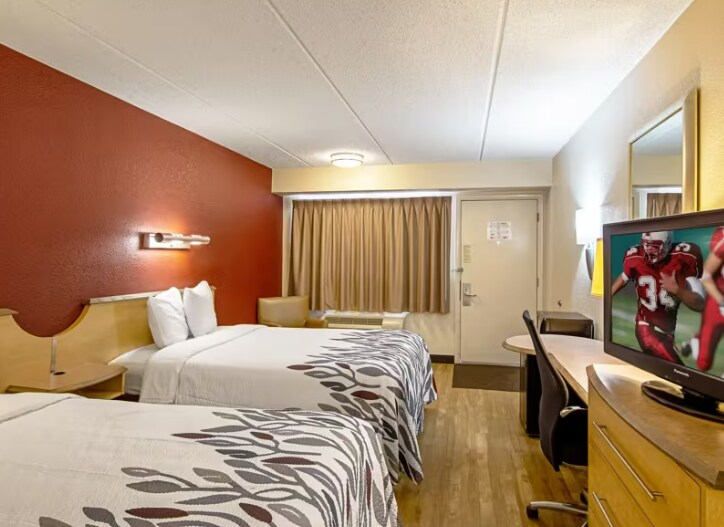 More Photos Of 7340 Plantation Rd, Pensacola Hotel For Sale