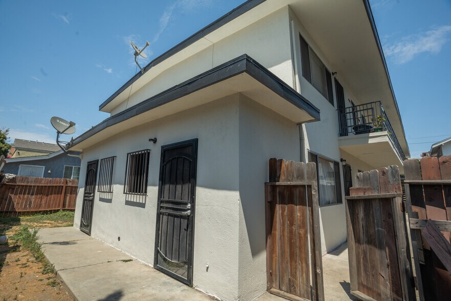 More Photos Of 615 Cerritos Ave, Long Beach Apartments For Sale