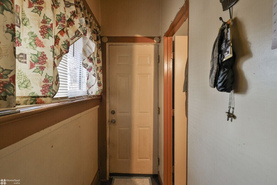 More Photos Of 424 N 6th St, Allentown Multifamily For Sale