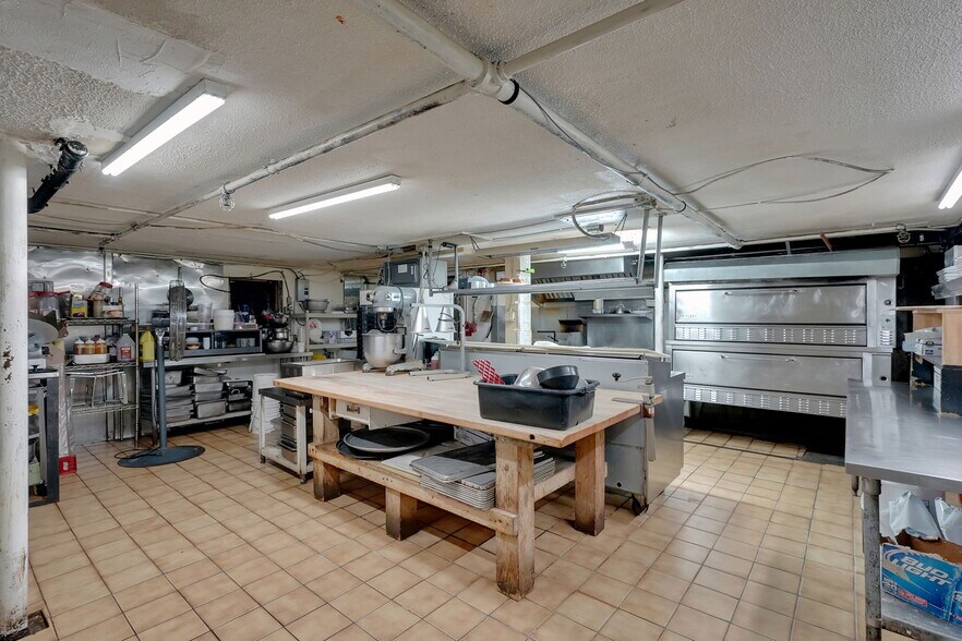 More Photos Of 287 N Elm St, Westfield Restaurant For Sale