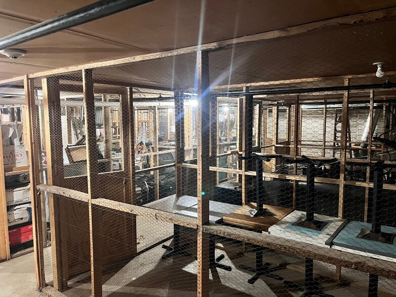 More Photos Of 329-337 S Washington Sq, Lansing Apartments For Sale