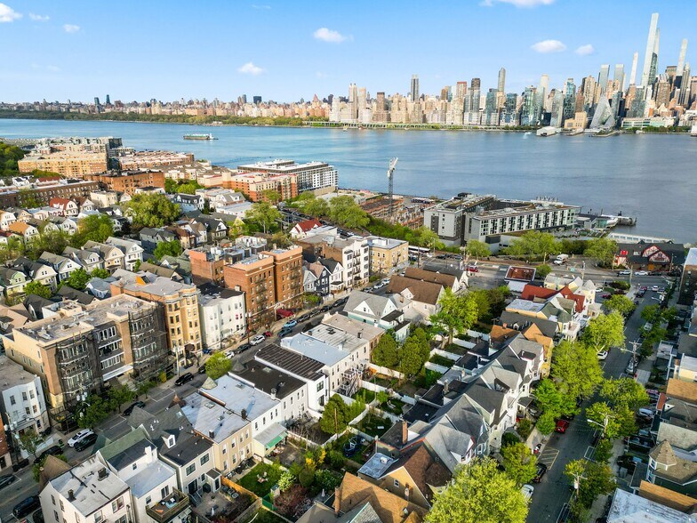More Photos Of 14 48th St, Weehawken Apartments For Sale