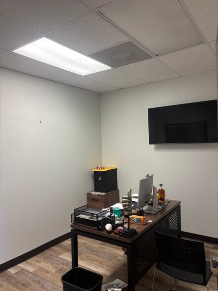 More Photos Of 1101-1105 University Dr E, College Station Medical For Lease