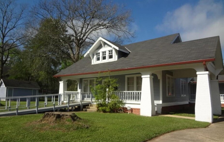 More Photos Of 950 3rd St, Natchitoches Office For Sale