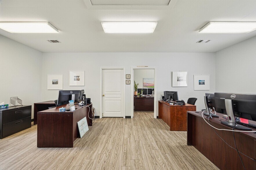 More Photos Of 13450 Termini San Luis Pass Rd, Galveston Office For Sale