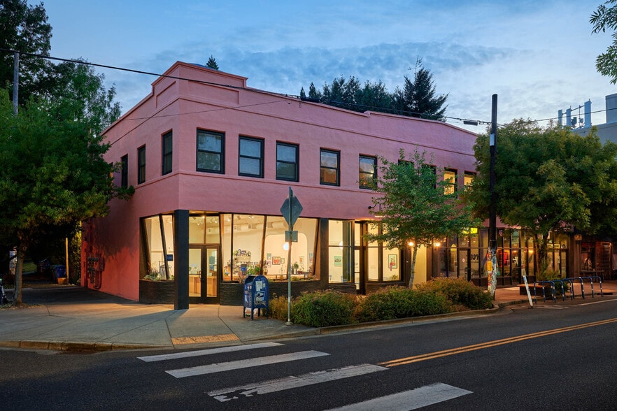 Primary Photo Of 3551-3561 SE Division St, Portland Storefront Retail Residential For Lease