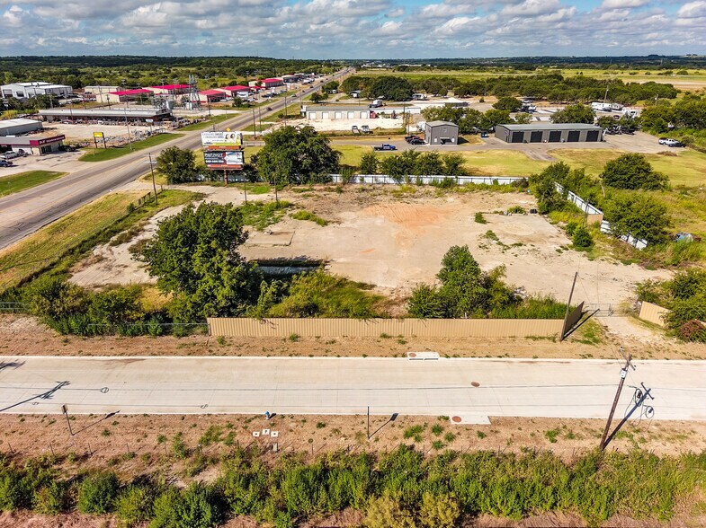 More Photos Of 2500 W US Highway 377, Granbury Land For Lease