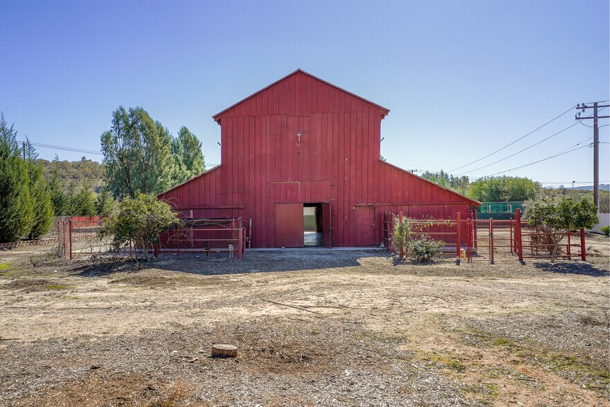 More Photos Of 6137 Grimes Canyon Rd, Moorpark Land For Lease