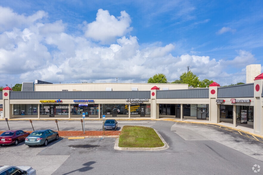 More Photos Of 700-716 Blanding Blvd, Orange Park Unknown For Lease