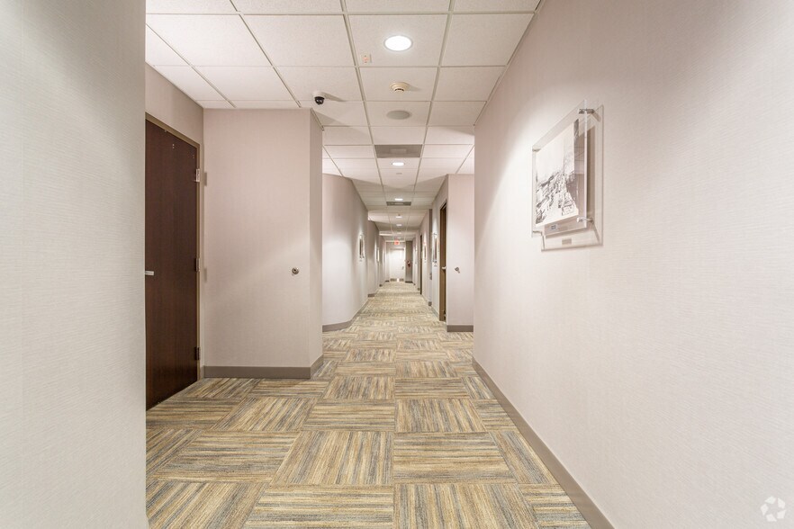 More Photos Of 14361 Commerce Way, Miami Lakes Office For Lease