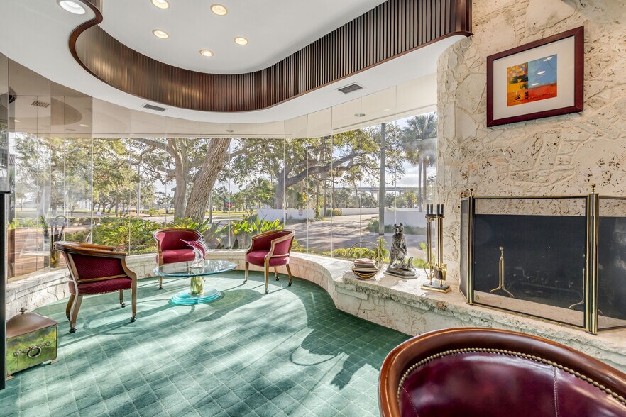 More Photos Of 100-104 Riverside Dr, New Smyrna Beach Office For Sale