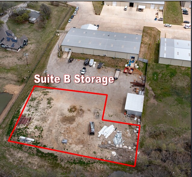More Photos Of 350 English Trl, Venus Warehouse For Lease