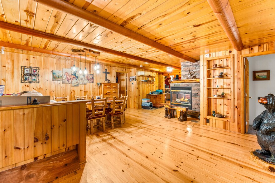 More Photos Of 228 Pattie Gap Rd, Philadelphia Apartments For Sale