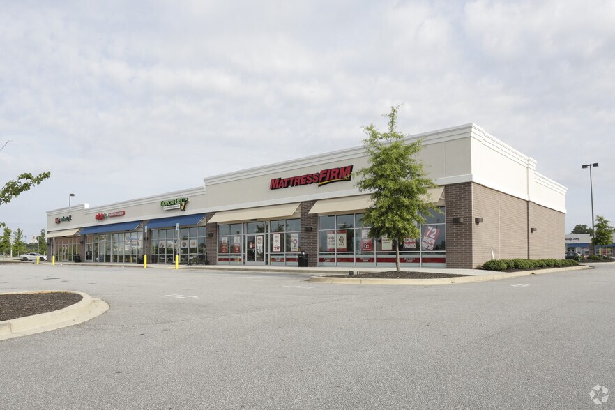 More Photos Of 225 Rolling Hills Cir, Easley Storefront Retail Office For Lease