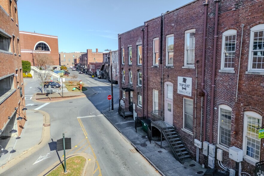 More Photos Of 245 Broad St, Rome Storefront For Sale