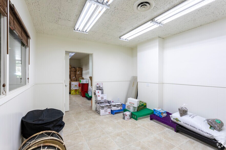 More Photos Of 1701 30th St, Bakersfield Freestanding For Sale