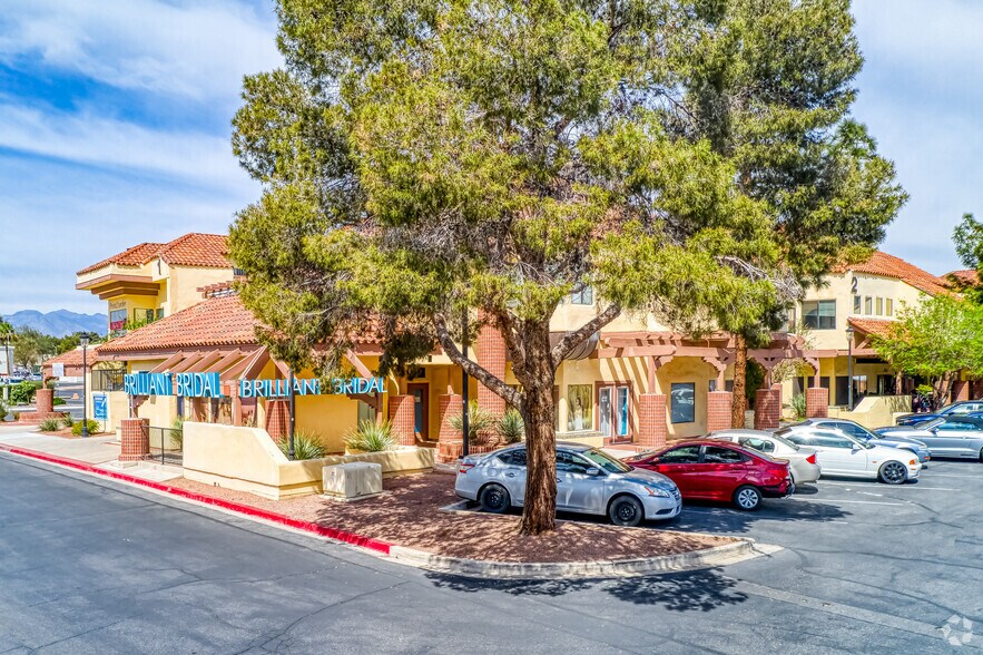 More Photos Of 2800 W Sahara Ave, Las Vegas Storefront For Lease