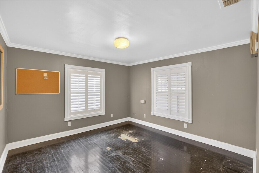 More Photos Of 1305 N Armenia Ave, Tampa Office Residential For Sale