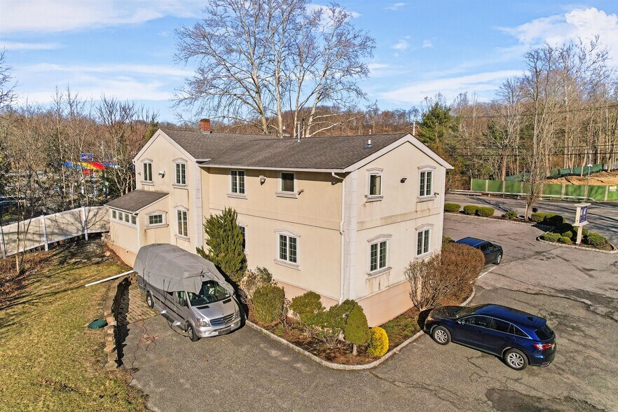 More Photos Of 1195 State Route 208, Monroe Unknown For Lease