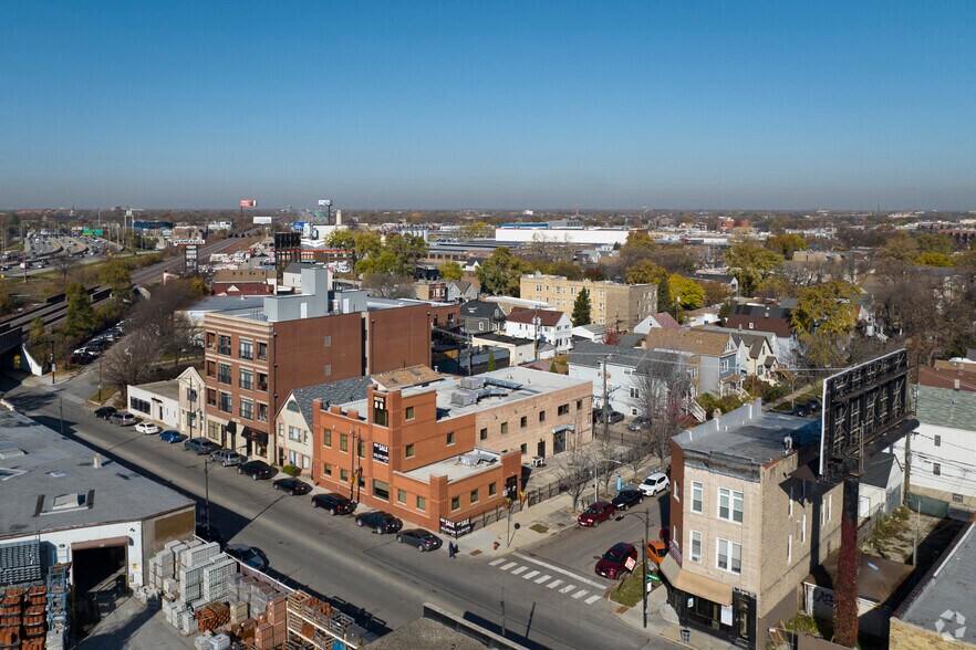 More Photos Of 3100 W Belmont Ave, Chicago General Retail For Sale