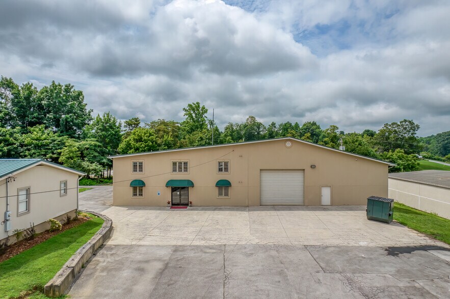 More Photos Of 3545 W Market St, Johnson City Industrial For Sale