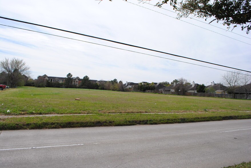 More Photos Of 9690 Almeda Genoa Rd, Houston Land For Lease