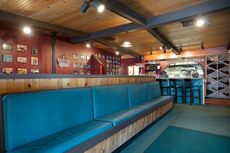 More Photos Of 3796 Us Highway 2 E, Kalispell Restaurant For Lease