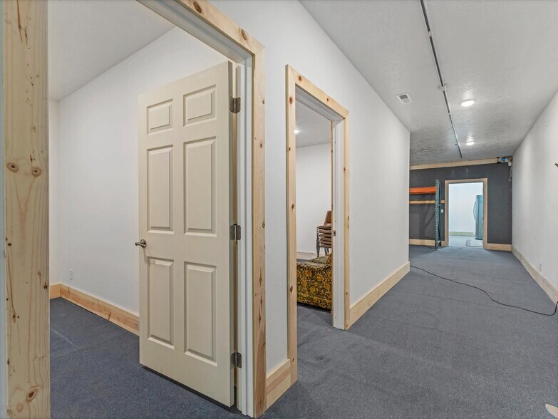 More Photos Of 1355 W 465 S, Orem Manufacturing For Sale