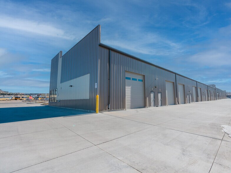 More Photos Of 2801 N US Highway 85, Castle Rock Light Manufacturing For Lease