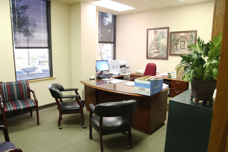 More Photos Of 6090 Surety Dr, El Paso Office For Lease