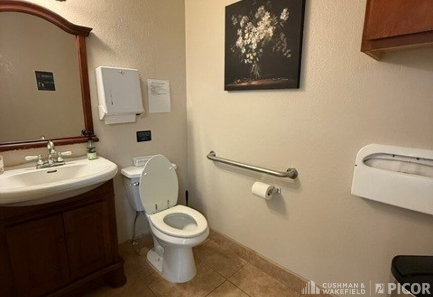 More Photos Of 6560 E Carondelet Dr, Tucson Medical For Lease