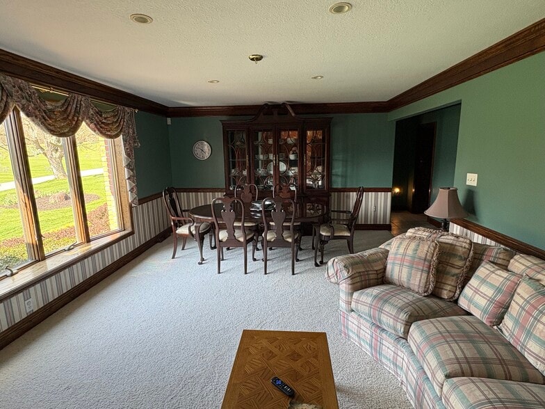 More Photos Of 318 Tanglewood Rd, Pulaski Golf Course Driving Range For Sale