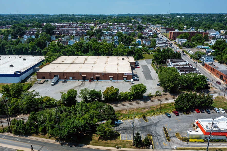 More Photos Of 2331-2339 Washington Blvd, Baltimore Warehouse For Lease