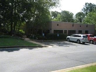 More Photos Of 300 Corporate Center Ct, Stockbridge Medical For Lease