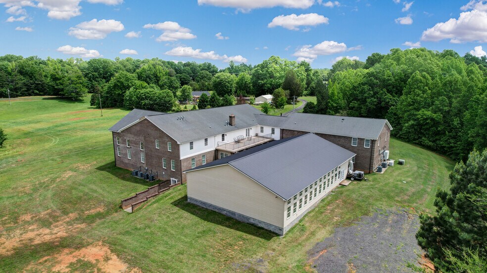 More Photos Of 178 Slaydon Rd, Eden Specialty For Sale