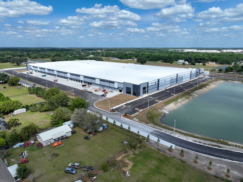 More Photos Of 3017 S County Line Rd, Plant City Distribution For Lease