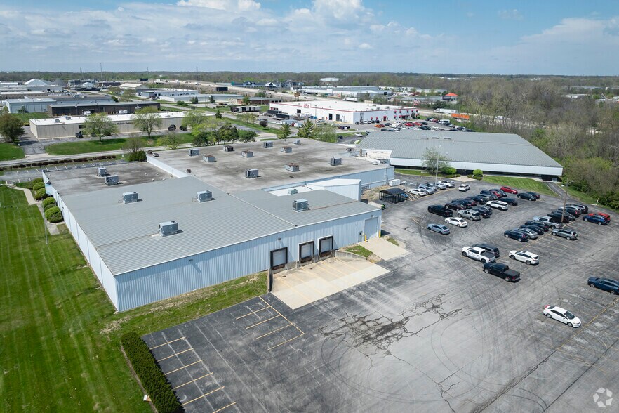 More Photos Of 5130 Executive Blvd, Fort Wayne Light Distribution For Lease