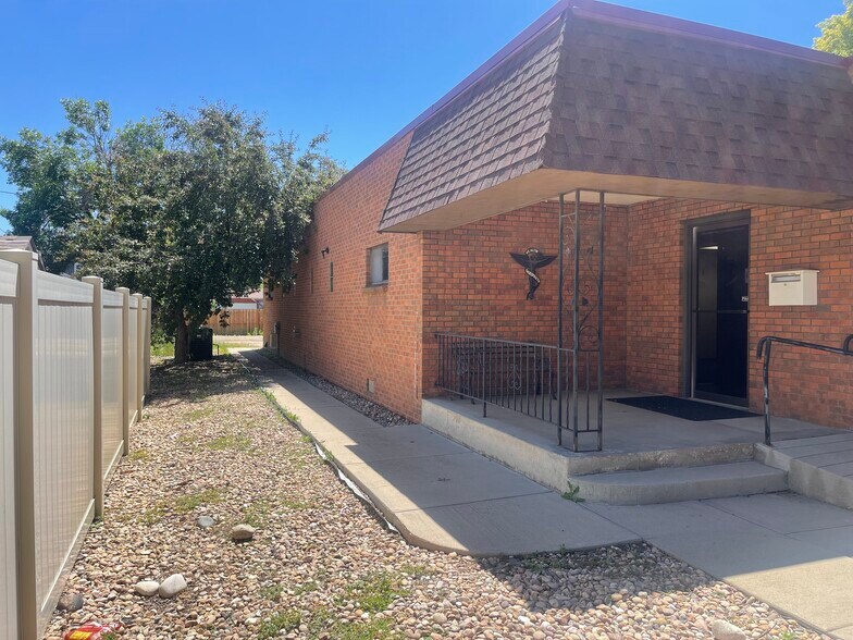 More Photos Of 40 S 6th Ave, Brighton Medical For Sale