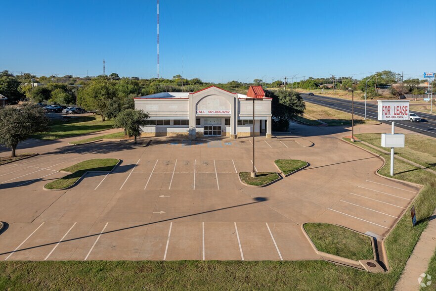More Photos Of 3201 Seymour Hwy, Wichita Falls Drugstore For Lease