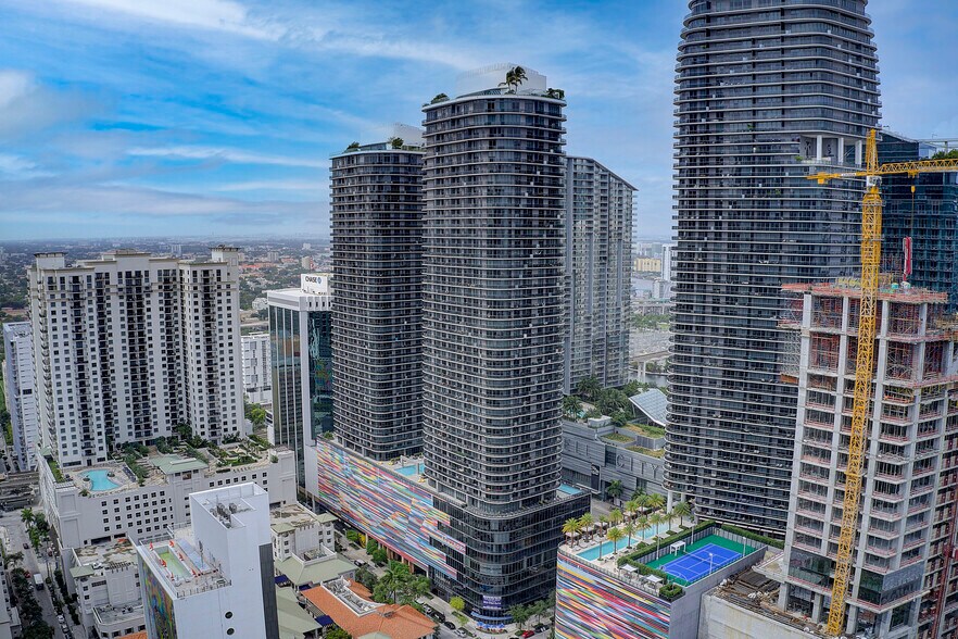 More Photos Of 25 SW 9th St, Miami Coworking Space