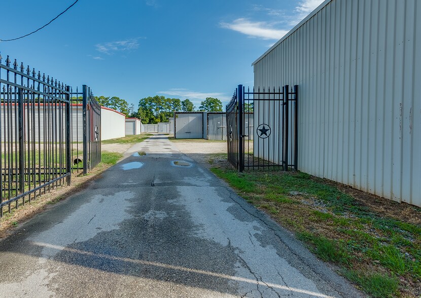 More Photos Of 11620 FM 1960 Rd, Huffman Self Storage For Sale
