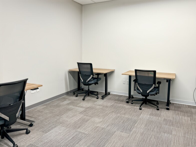 More Photos Of 700 Nexton Square Dr, Summerville Coworking Space