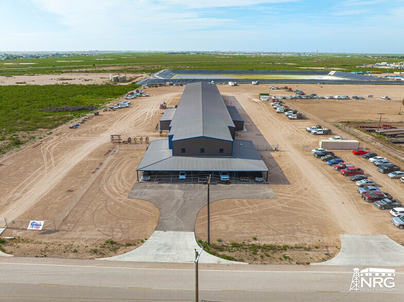 More Photos Of 10911 County Rd 74 rd, Midland Warehouse For Lease