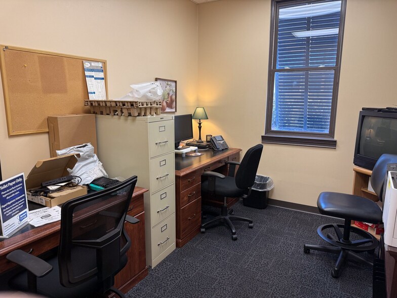 More Photos Of 2475 Broad St, Sumter Medical For Sale