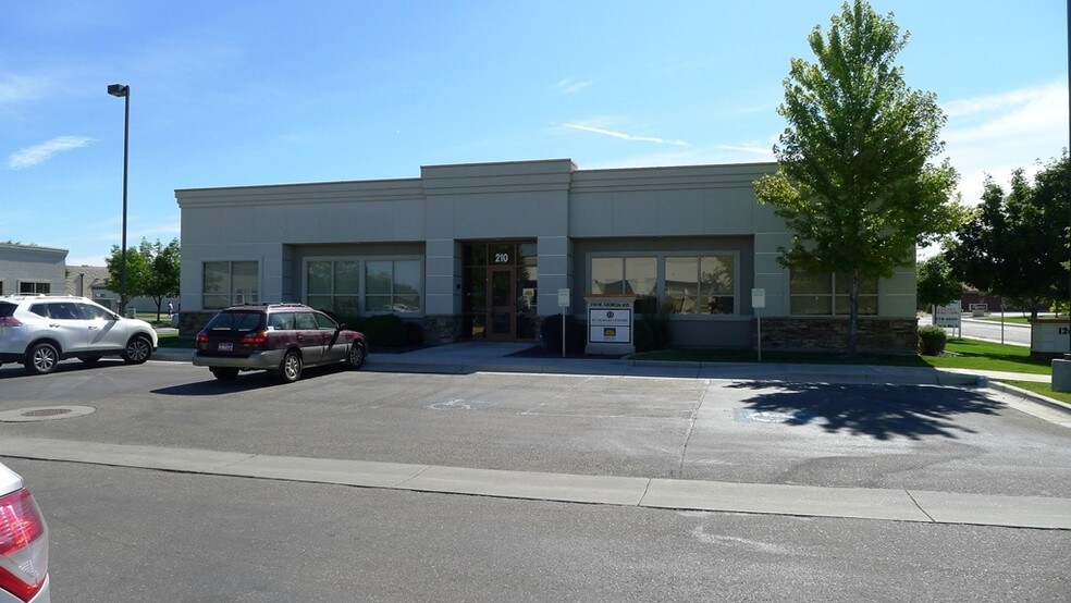 More Photos Of 210 W Georgia Ave, Nampa Medical For Lease