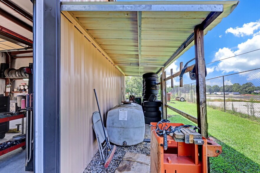 More Photos Of 1208 Atlanta Hwy NW, Auburn Industrial For Lease