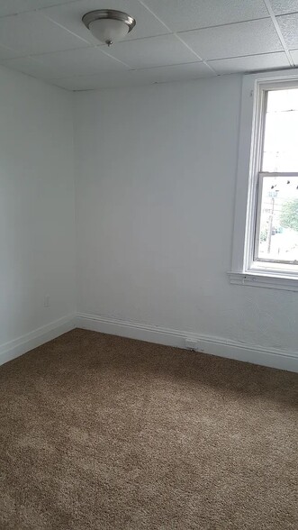 More Photos Of 400 Russellwood Ave, McKees Rocks Apartments For Sale
